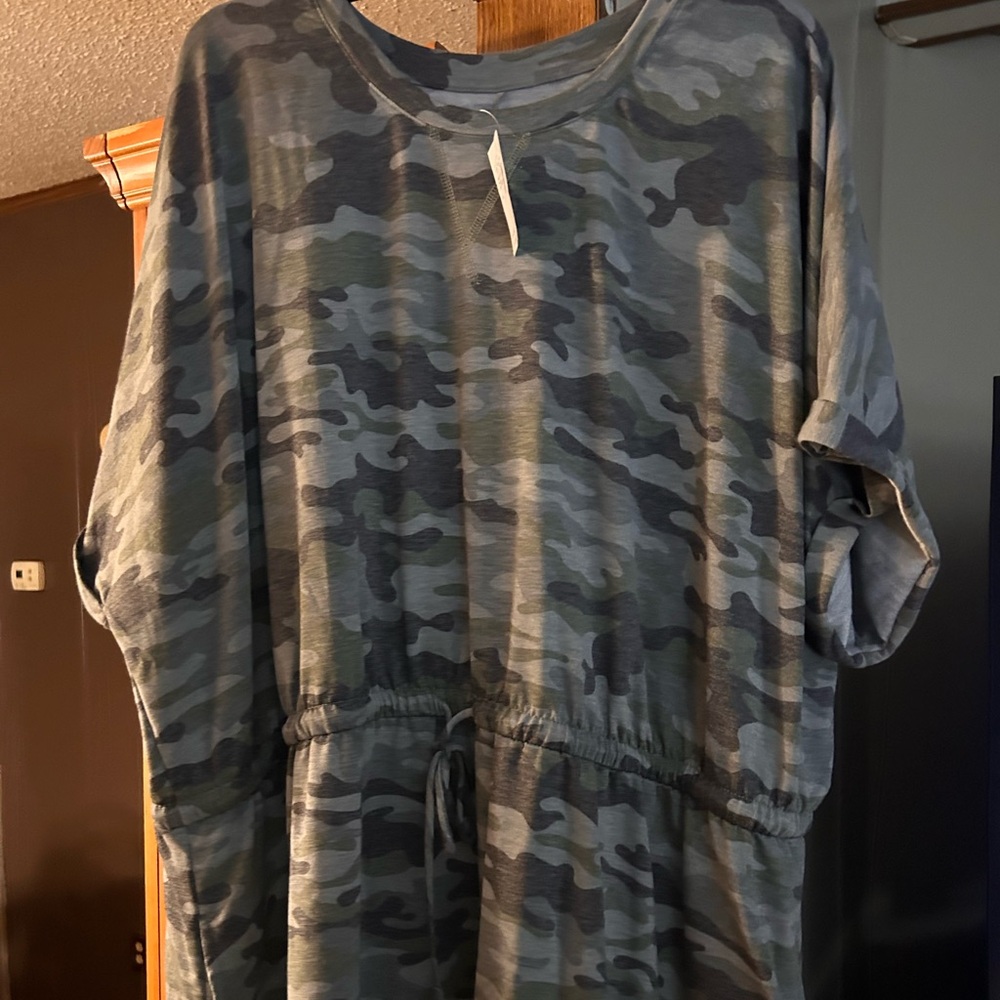 NWT Women’s 4x Camouflage Dress from Maurice’s